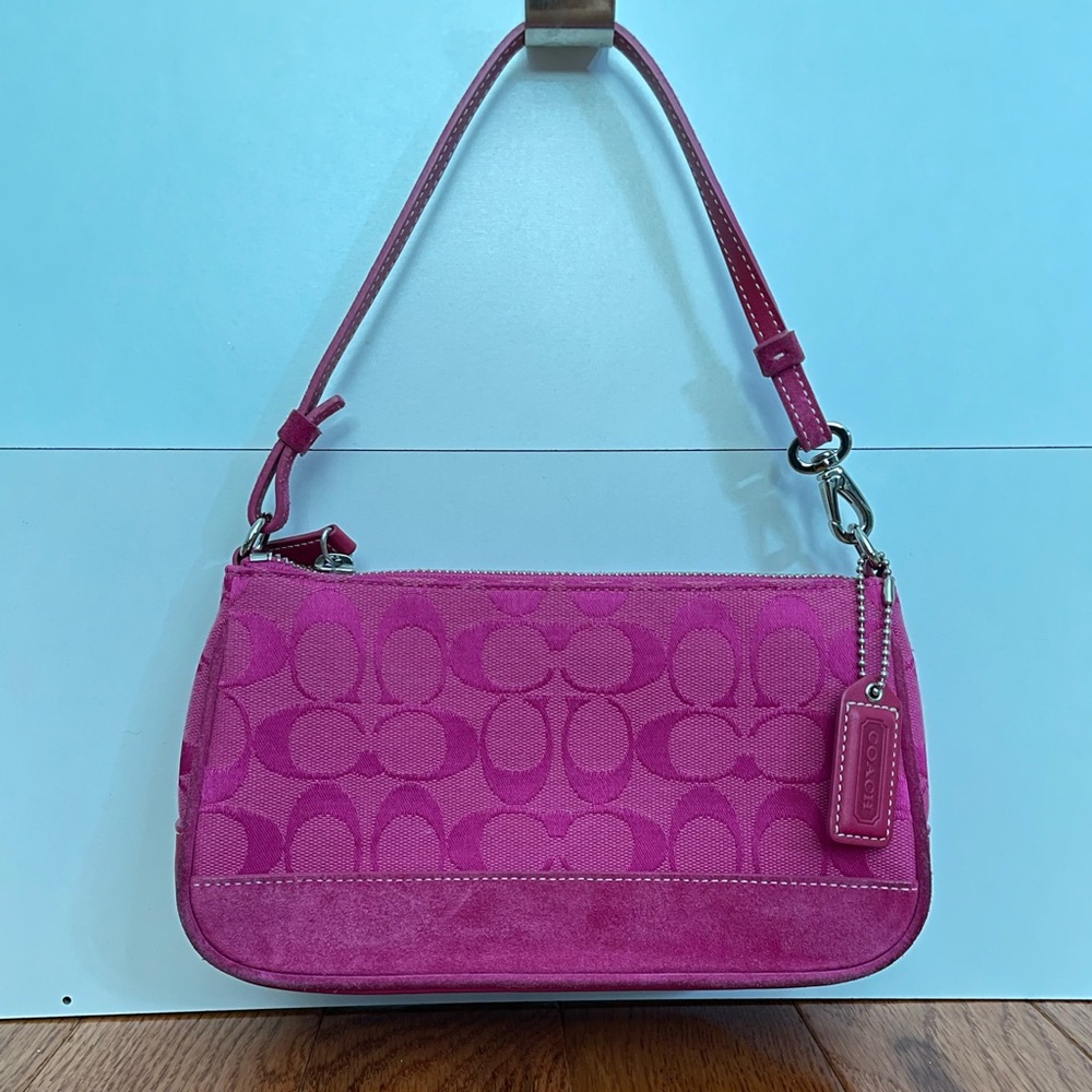 Coach Pink Canvas,Leather, Suede Purse Handbag Signature C G04J-6094. Like New!